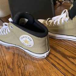 CONVERS 8  1/2