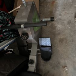 Rowing Machine 