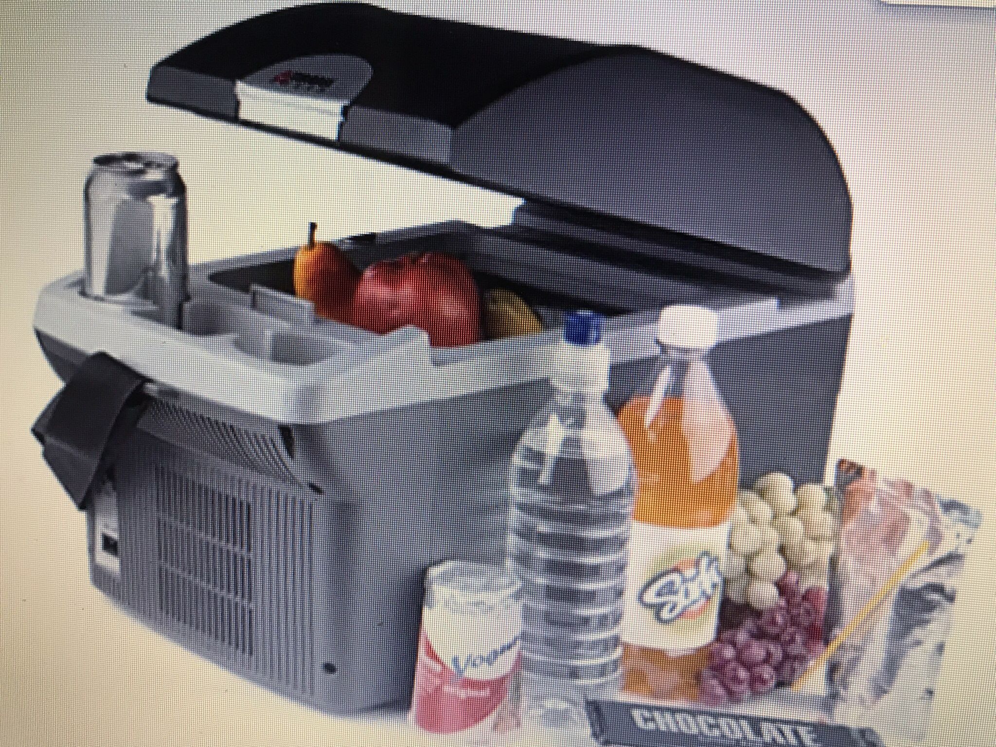 Wagan EL6214 12v Personal Thermoelectric Cooler /Warmer 14 Liter Capacity