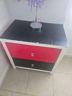 Wood 2 drawer nightstand