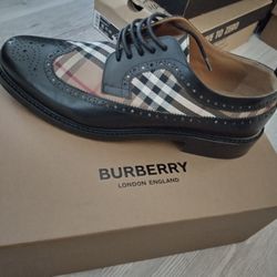 Burberry Dress Shoe Size 44 