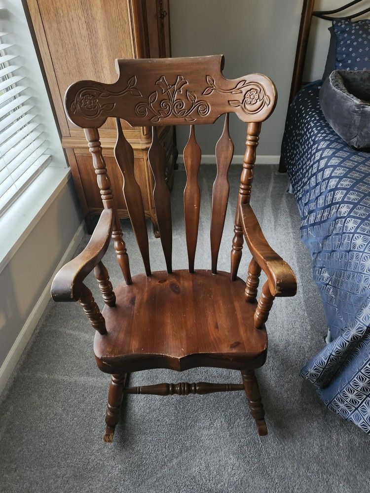 Rocking chair