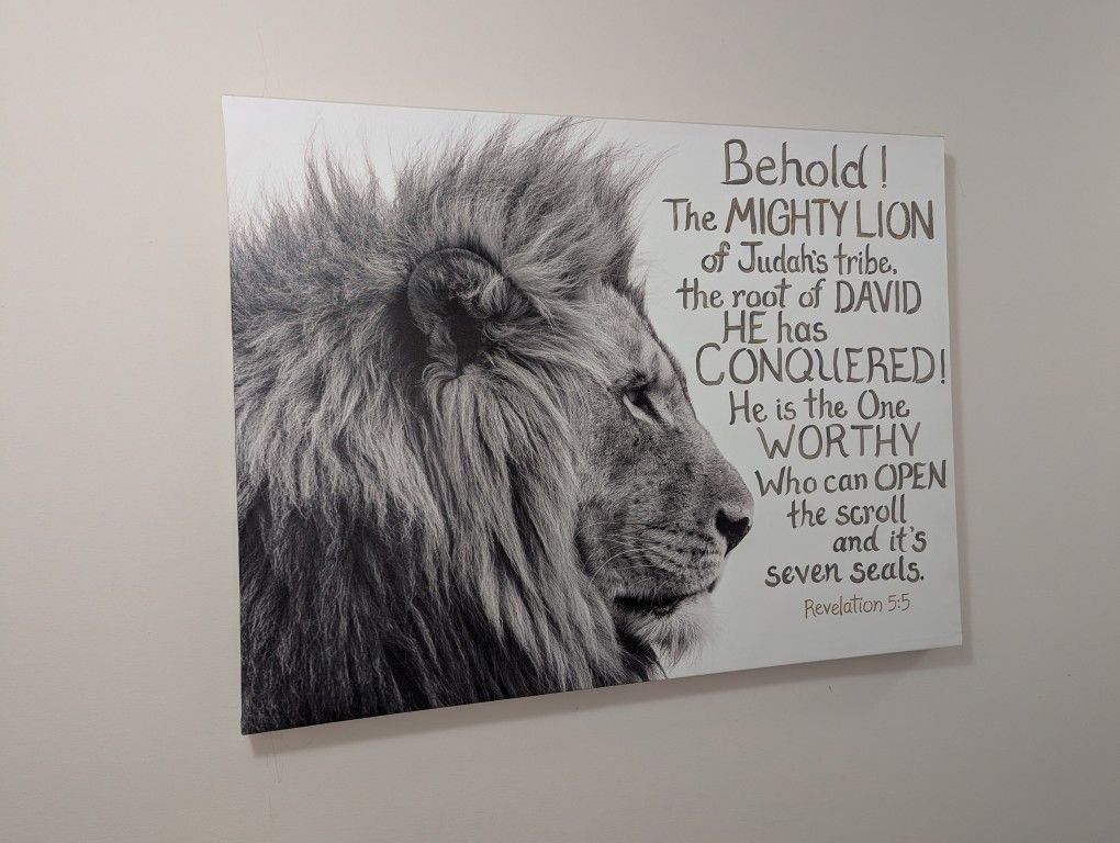 Lion Revelation 5:5 XL Canvas Print