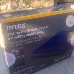 Inflatable Queen Bed