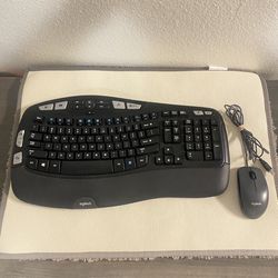 Black Logitech K350 Wireless Keyboard And Mouse 