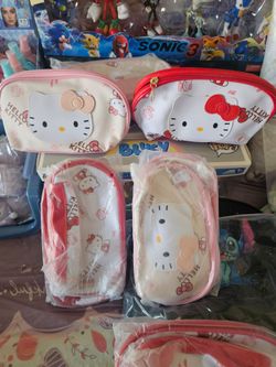 New makeup bags $3 each