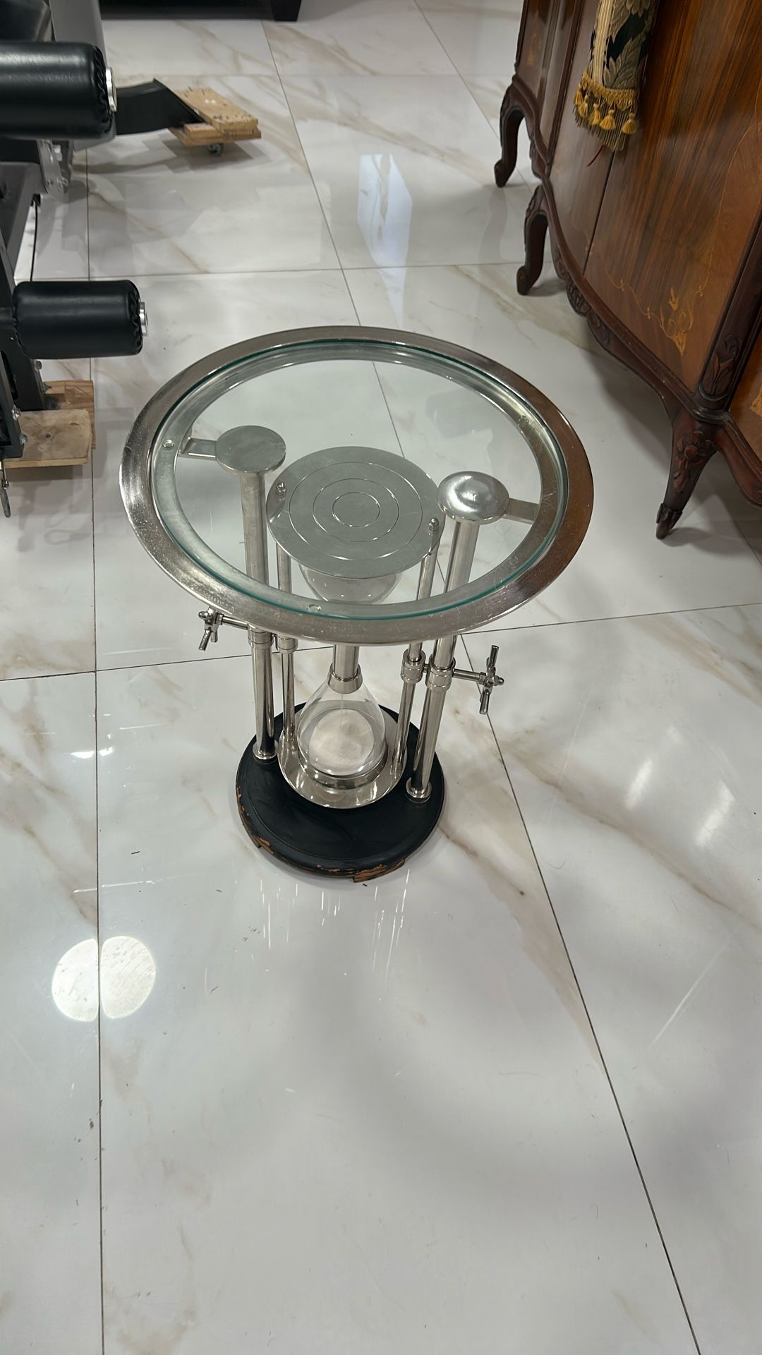 Hourglass Coffee Table (functional)