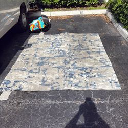 Are Rug Carpet 6'7 X 9'3. Dark Blue Grey Ivory 