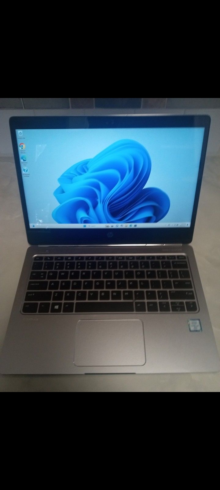 Hp Elitebook Small Super Thin Light Weight Fast Intel M-7 Windows 11 Pro 