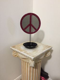 PEACE SIGN JEWELRY HOLDER OR WHATEVER YOU WANT TO USE IT FOR