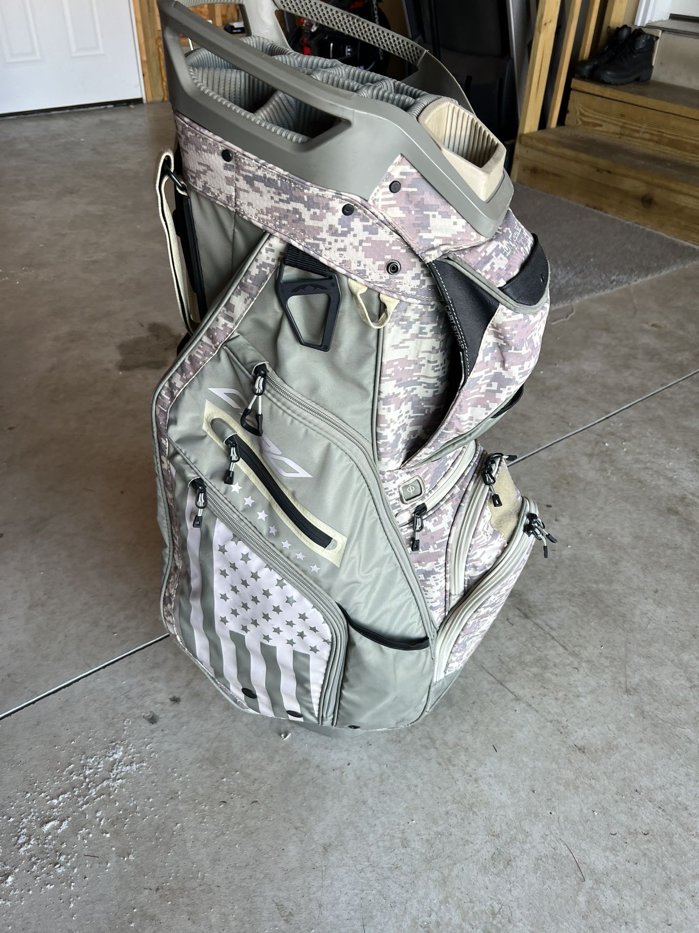 Golf Bag - Sun Valley Desert Camo C-130