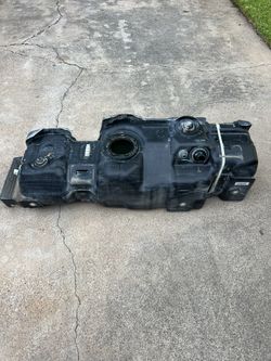 2017-2022 F250 34 Gallon Diesel Fuel Tank