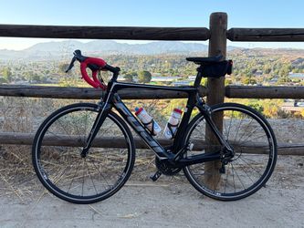 WANNA TRADE??? FUJI TRANSONIC 2.3 FOR AN ENDURANCE ROAD BIKE