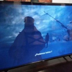 TCL 55 INCHES SMART TV. 