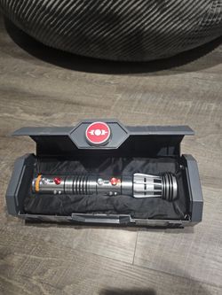 Disney Legacy lightsaber - Darth Maul