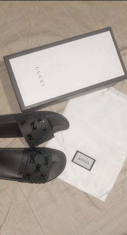 Gucci slides women