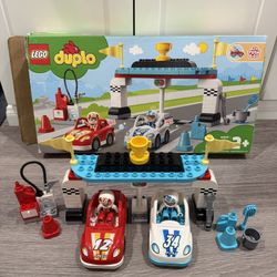 Legos Duplos Race Cars - Retired