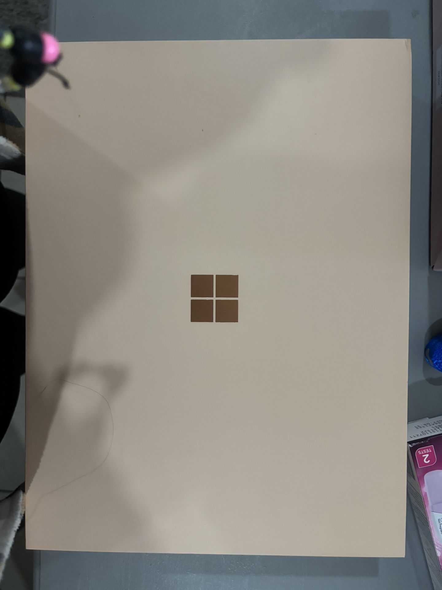 Microsoft Surface Laptop (13.8)