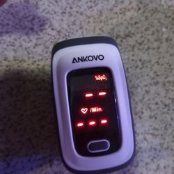 ANIKOVO pulse Oximeter