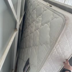 FULL SIZE BED/Box Frame/ Frame