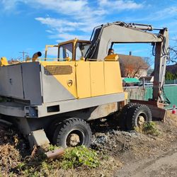 Ackerman Wheel Excavator - 15 Ton Size - Model H7M 