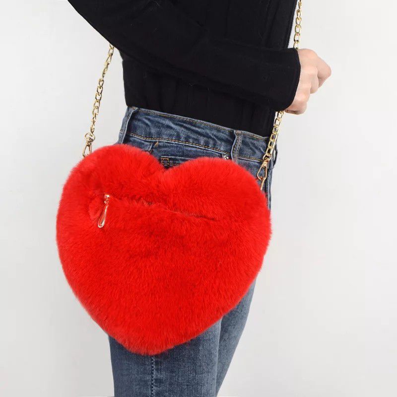 Cute Heart Shaped Purse Fashion Women's Heart Shaped Handbags Cute Kawaii Faux Fur Crossbody Bags Wallet Purse Plush Chain Shoulder Bag Lady Handbag
