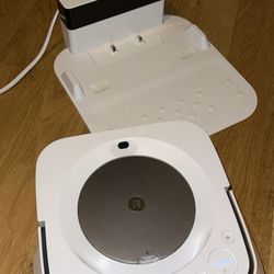 iRobot Braava Jet m6 Robot Mop