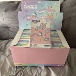 Sanrio Hello Kitty & Friends Flocked Collection Hangers Mystery Pack Figuring ]