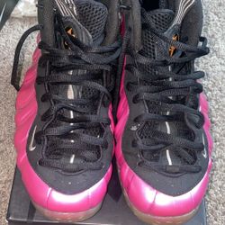 Nike 2012 Pink Foamposites Sz 9