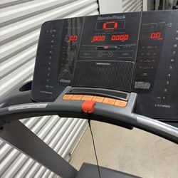 Treadmill 