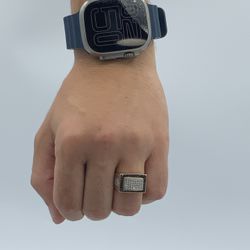 Gold Men’s Ring 10 Karat 6.2 G