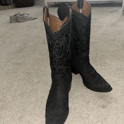 Black Circle G Boots