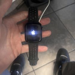Apple Watch Series 7 