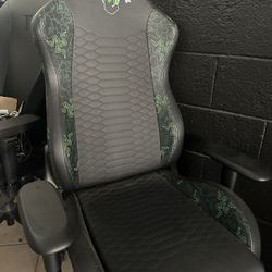 Razer X Bape Gaming Chair for Sale in San Bernardino, CA OfferUp
