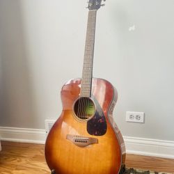 Guitar Yamaha Fs800