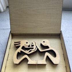 Puzzle Wooden Family Figures 