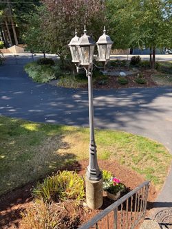 Aged Iron 3-Head, 3 light Outdoor Post Lamp