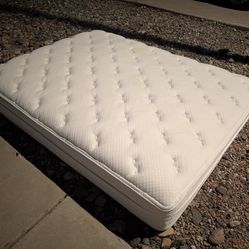 Queen mattress
