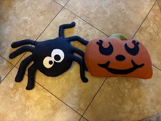 Halloween Plush Spider and Pumpkin Pillows Set