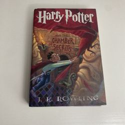 Harry Potter and the Chamber of Secrets First Edition ( Hardcover book)