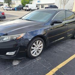 2014 Kia Optima Loaded Low Miles. Cheap