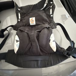 Ergo baby Carrier 