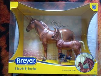 Breyer model unicorn set