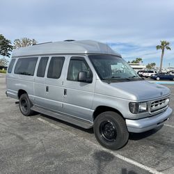 2007 E-350 Ford Econoline Brand New Conversion!