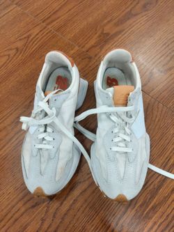 New Balance 327 Women's Sneakers Shoes Size 7