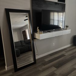 Mirror Tv & Wall mount