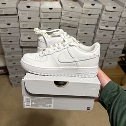 GS Nike Air Force 1 Low Triple White (Size 4Y-7Y)