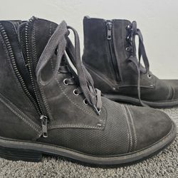 Size 9 Mens Boots
