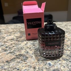 Valentino Donna Born in Roma for Men Eau de Toilette