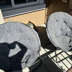 Dish Chairs And Table